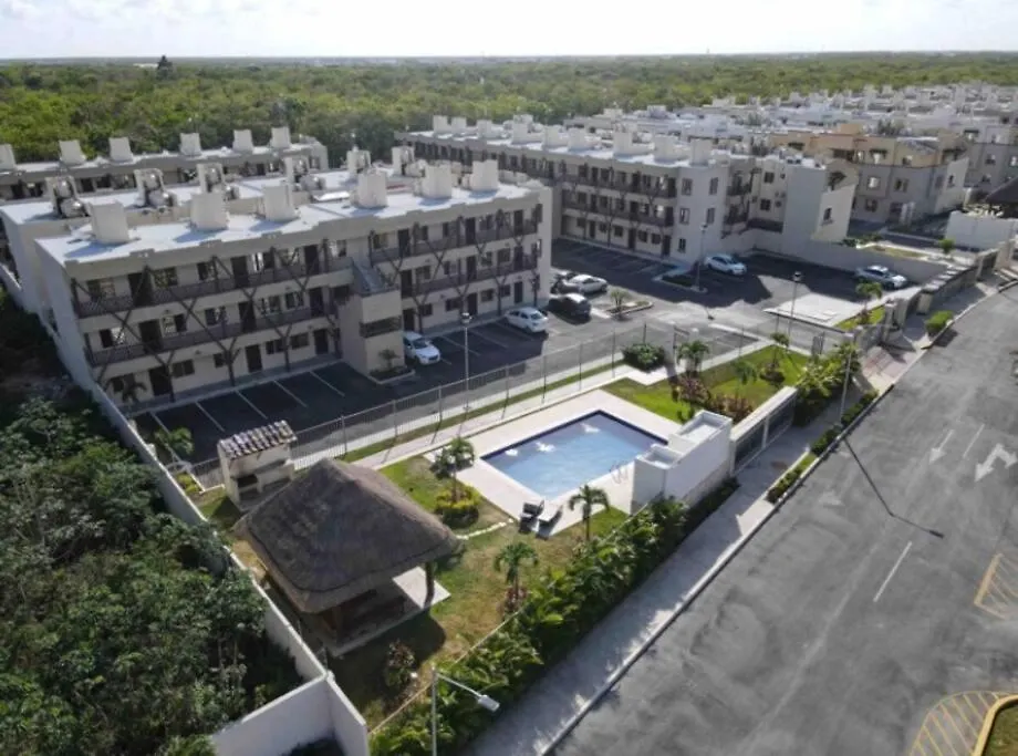 Apartment Charming Space With Pool Near Beach & Tren Maya Playa del Carmen