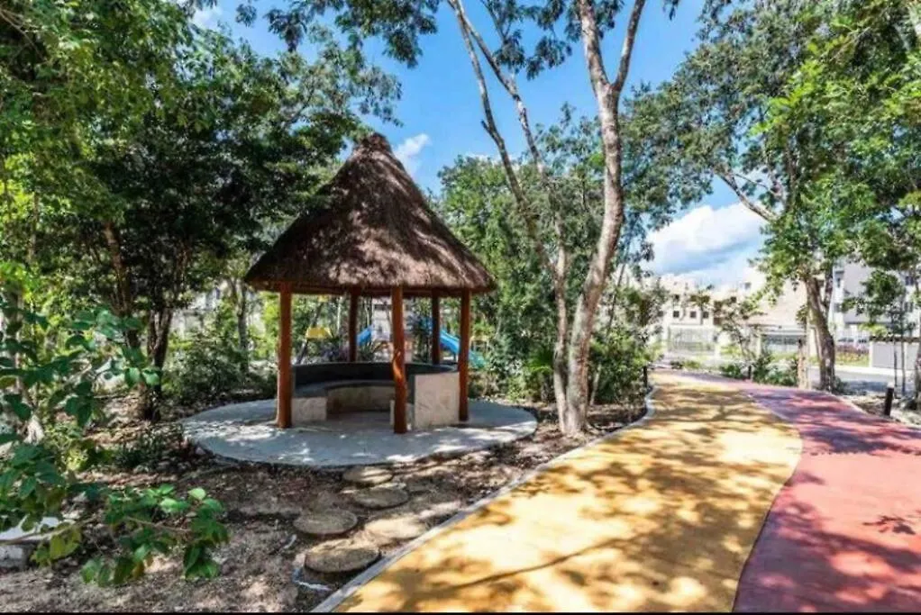 Charming Space With Pool Near Beach & Tren Maya Playa del Carmen Apartment