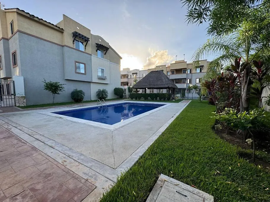 Charming Space With Pool Near Beach & Tren Maya Playa del Carmen Apartment